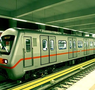 Aκυρώσεις στα δρομολόγια προαστιακού και τρένων