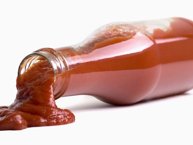 Τι κρύβει μέσα του ένα μπουκάλι κέτσαπ;