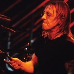 Απορρίφθηκαν οι κατηγορίες εναντίον του ντράμερ των AC/DC