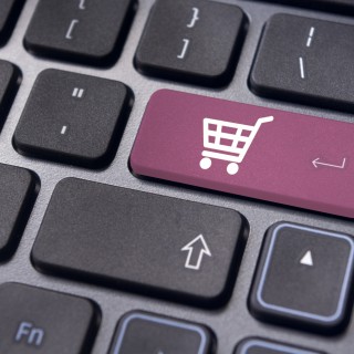 Ποια Black Friday; Έρχεται η Cyber Monday γι’ αυτό το νου σας!