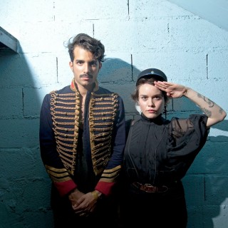 Ο πλανήτης Kadebostany στην Ελλάδα