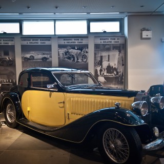 Τι δουλειά έχει μια Rolls Royce του '40 στην Βικτώρια;