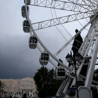 Γιατί ο Δήμος Αθηναίων ζητά την απομάκρυνση της Ρόδας από το Σύνταγμα;