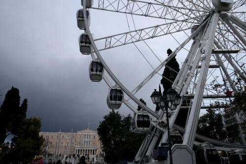 Γιατί ο Δήμος Αθηναίων ζητά την απομάκρυνση της Ρόδας από το Σύνταγμα;