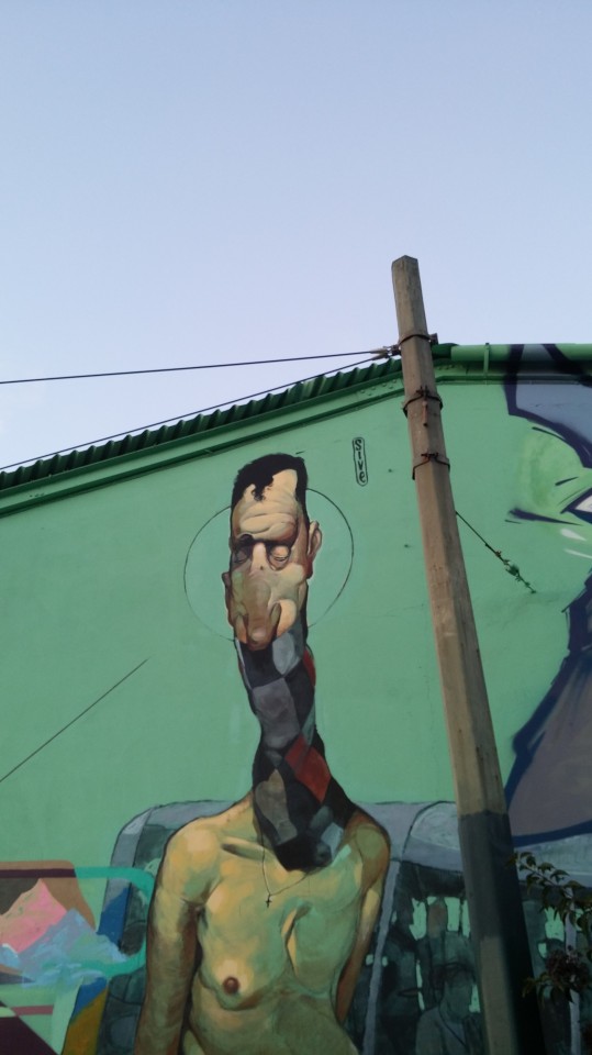 Σταθμός ΗΣΑΠ από την πλευρά της Ερμού. 