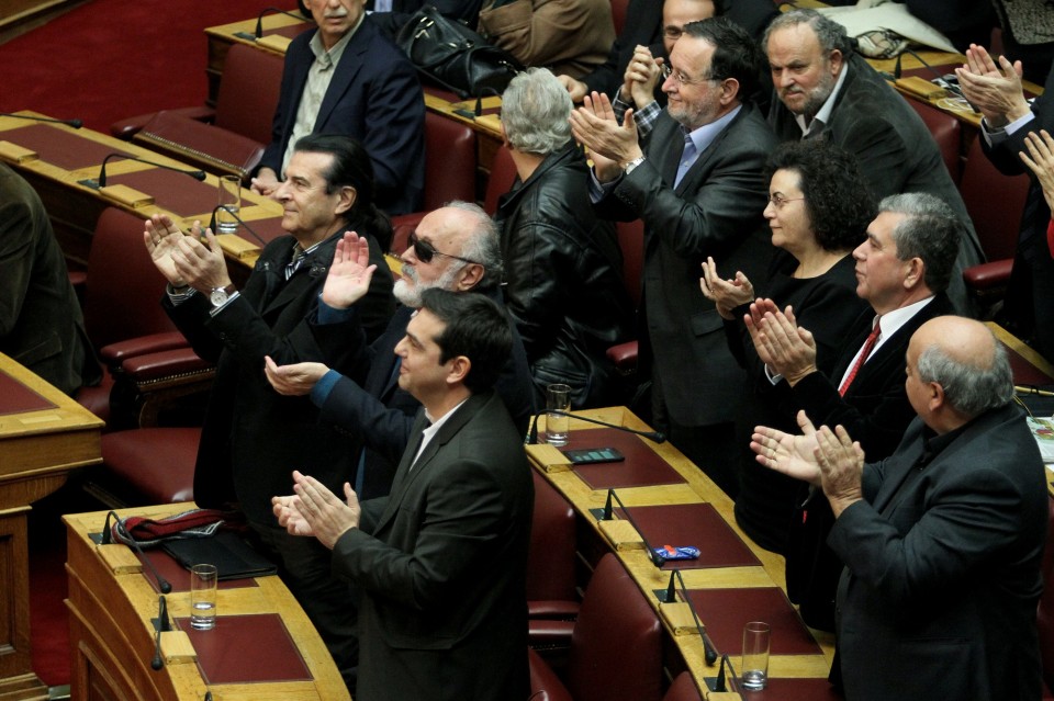 Χειροκρότημα από την άλλη... 