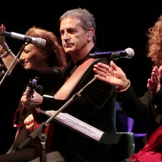 Είδαμε τους Γιώργο Νταλάρα, Ελένη Βιτάλη και Γλυκερία στην Ιερά Οδό