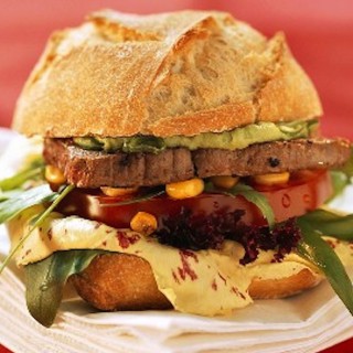 Μια τελετή μύησης στην απόλαυση του τέλειου sandwich αυτή την Κυριακή στο Soleto