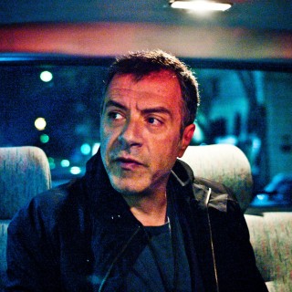 Στο γραφείο, στη συγκέντρωση, στο μυαλό και στο… βαν του Σταύρου Θεοδωράκη