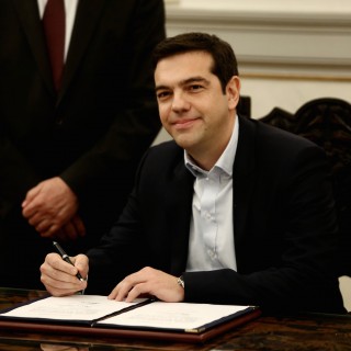 Τσίπρας: Πήρα εντολή να συνεχίσω τη διαπραγμάτευση- Κάλεσε συμβούλιο πολιτικών αρχηγών.