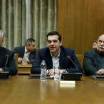 Η Κυβέρνηση «τα μαζεύει» για τη Ρωσία