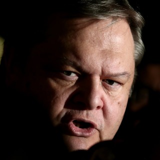 Βενιζέλος σε Σαμαρά: Αγαπητέ Αντώνη, ανήθικη πολιτική πράξη η μετακίνηση της Γκερέκου