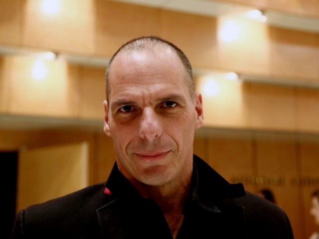 «Είναι ένας οικονομολόγος που μιλάει σαν ροκ σταρ, σαν λαϊκός ρήτορας»