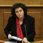 Βαλαβάνη: Σταματούν οι κατασχέσεις κατοικιών