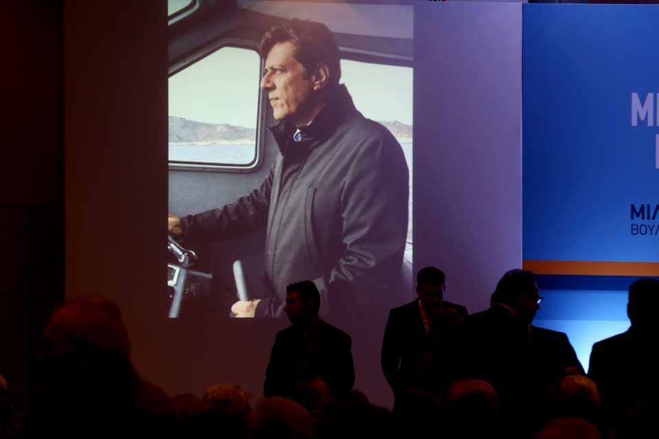 Το καλό παιδί στην φουρτούνα φαίνεται.