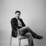 Καταγγελίες Θεοχάρη για παράθυρα φοροδιαφυγής στο πολυνομοσχέδιο