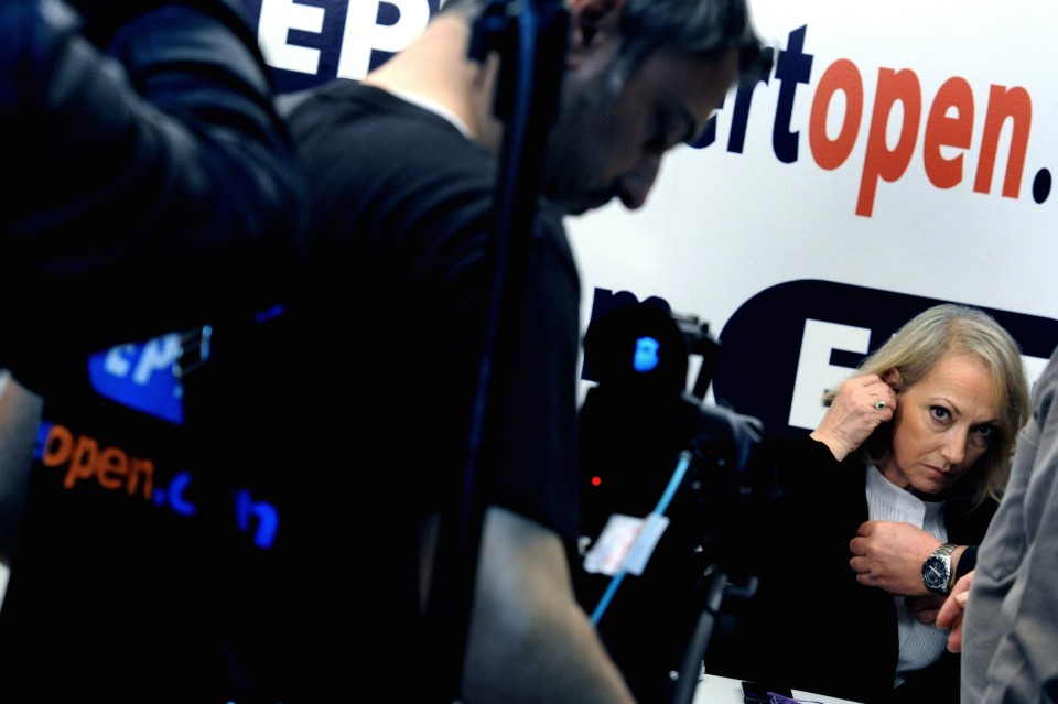 ΒΡΑΔΙΑ ΕΚΛΟΓΕΣ  ΕΡΤ ΟΠΕΝ