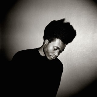Γιατί μιλάνε όλοι για τον Benjamin Clementine;