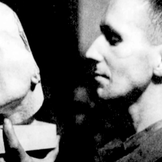 « Άννα μην κλαις, εμένα δε με βάζουν στο χέρι»