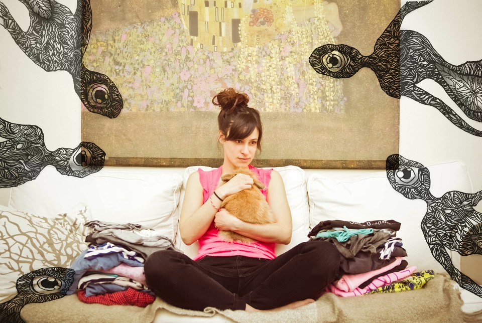 Μαριάνθη Μπαϊρακτάρη κουνέλι - τύφλωση