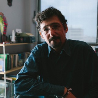 Ο Κώστας Γαβράς σχολιάζει το AGORA του Γιώργου Αυγερόπουλου