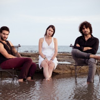 Ο Κώστας Γάκης, η Αθηνά Μουστάκα και ο Κωνσταντίνος Μπιμπής βρέθηκαν στον ίδιο χώρο. Και ξαφνικά έπεσε η «Ιδέα».