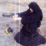 Χαγιάτ Μπουμεντιέν: Η γυναίκα που κυνηγά όλη η Γαλλία