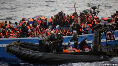 Νεκρούς θεωρούν οι ιταλικές αρχές 300 πρόσφυγες από τη δυτική Αφρική