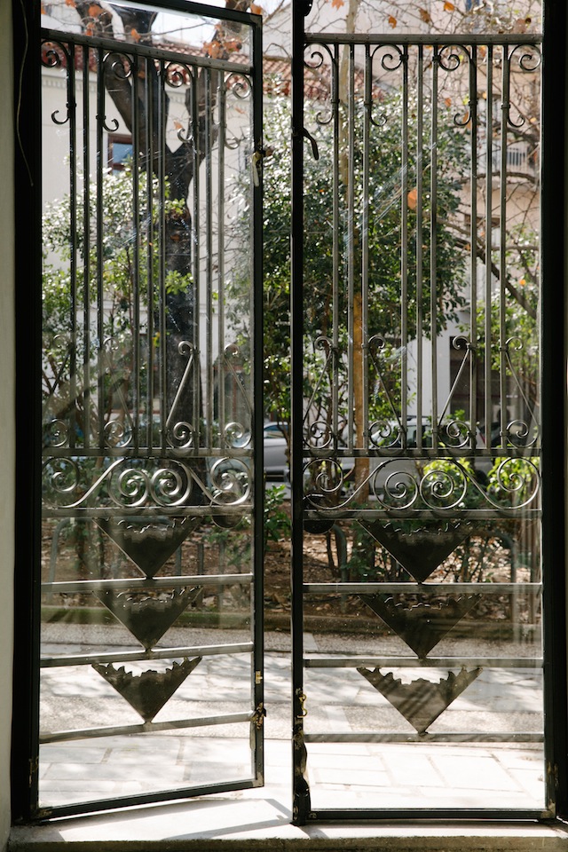 Root Art Space / Root Art Space