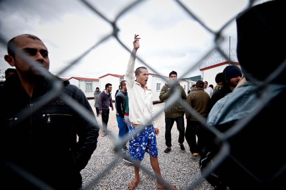 αμυγδαλέζα; ελλάδα; ευρωπη; κέντρο κράτησης; κοινωνία; μετανάστες; μεταναστευτικό; φυλακή