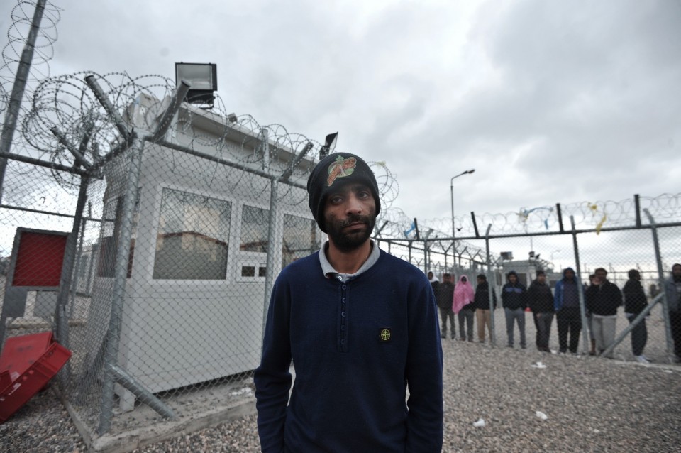 αμυγδαλέζα; ελλάδα; ευρωπη; κέντρο κράτησης; κοινωνία; μετανάστες; μεταναστευτικό; φυλακή