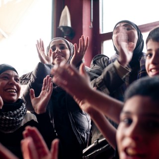 Οι Σύροι του Συντάγματος τραγουδάνε ακόμα