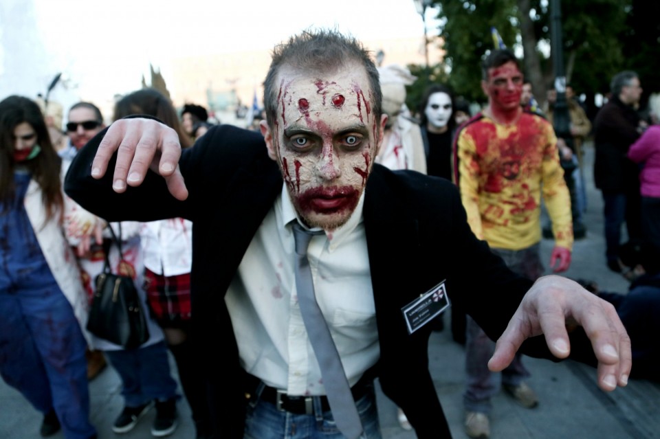 ÐáñÝëáóç æüìðé  ÁèÞíá  ìáóêáñÜò  áðüêñéåò ÁèÞíá êáñíáâÜëé