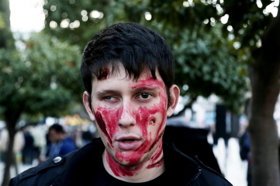 ÐáñÝëáóç æüìðé  ÁèÞíá  ìáóêáñÜò  áðüêñéåò ÁèÞíá êáñíáâÜëé