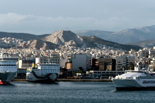 H Κίνα ζητά από τον Α.Τσίπρα να στηρίξει τις επενδύσεις στον Πειραιά