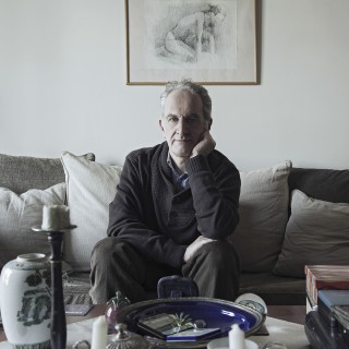 Δημήτρης Καταλειφός: «Νιώθω ότι το θέατρο με έσωσε».