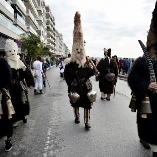 Κάτι περίεργα πλάσματα πλημμύρισαν τους δρόμους της Θεσσαλονίκης