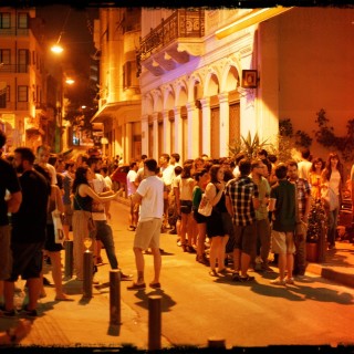 Το Key Bar κλείνει τα 8 (και το γιορτάζει με ένα μεγάλο πάρτι)