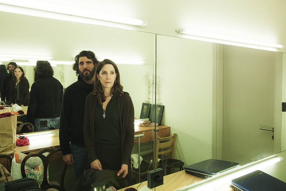 Η Αμαλία Μουτούση απέδωσε την Τέκμησσα, ως παρτενέρ του Γιώργου Γάλλου-Αίαντα. 