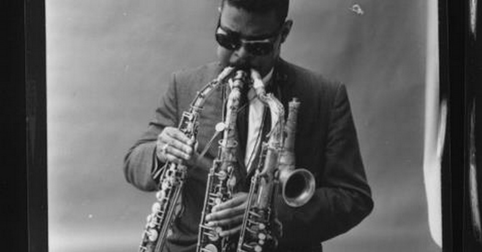 The_Case_of_the_Three_Sided_Dream_2