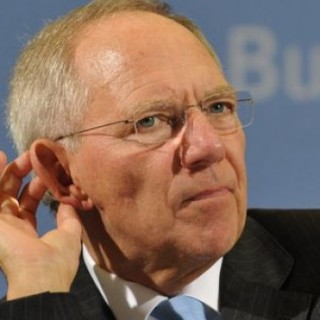 Ψυχρή υποδοχή από  Σόιμπλε  του αιτήματος παράτασης της δανειακής συμφωνίας