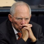 Προειδοποίηση Σόιμπλε σε Βαρουφάκη: Μην αποπειραθείς να αλλάξεις τους όρους της συμφωνίας