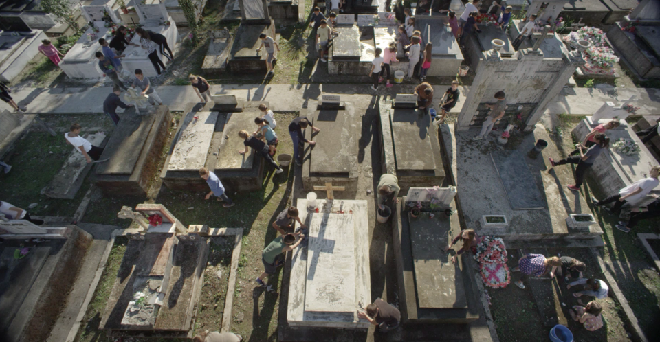 Adrian Paci, The Guardians, 2014, video still, ευγενική παραχώρηση του καλλιτέχνη και των γκαλερί Kalfayan Galleries (Αθήνα-Θεσσαλονίκη) και Peter Kilchmann (Ζυρίχη)