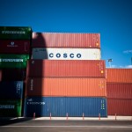Η Κομισιόν ζητά νέα σύμβαση με την Cosco στον Πειραιά