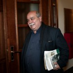 Έρχεται στη Βουλή το νέο νομοσχέδιο γαι τις επαναπροσλήψεις στο Δημόσιο