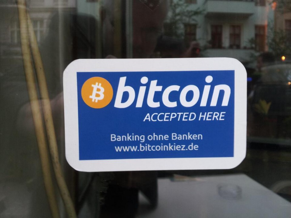 Τουλάχιστον όσο περνούν τα χρόνια, το bitcoin γίνεται δεκτό σε ολοένα και περισσότερα καταστήματα παγκοσμίως. Αν σκοπεύετε να αγοράσετε νομίσματα, φροντίστε απλά να πραγματοποιήσετε τις αγορές σας όταν η ισοτιμία του θα ‘ναι σε καλά επίπεδα.