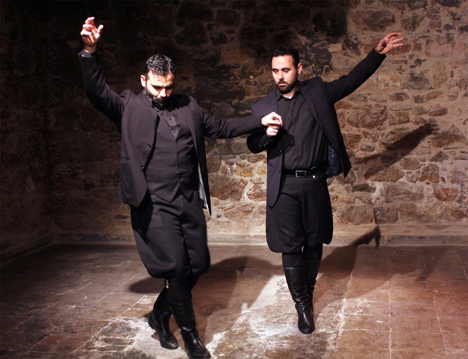 Οι δεξιοτέχνες χορευτές Γιάννης & Γιώργος Μεγαλακάκης.