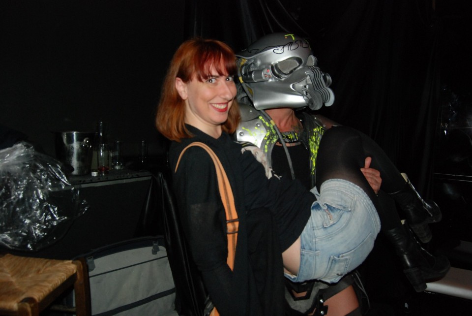 Να ενθουσιαστώ ή να τρομοκρατηθώ; Δεν έχω αποφασίσει ακόμη