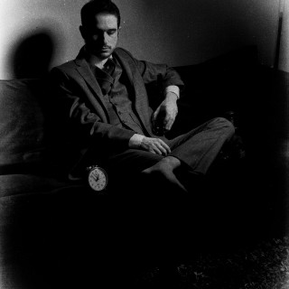 Ακούστε και κατεβάστε δωρεάν τα καινούρια κομμάτια του Lumiere (χωρίς το Brother πια)