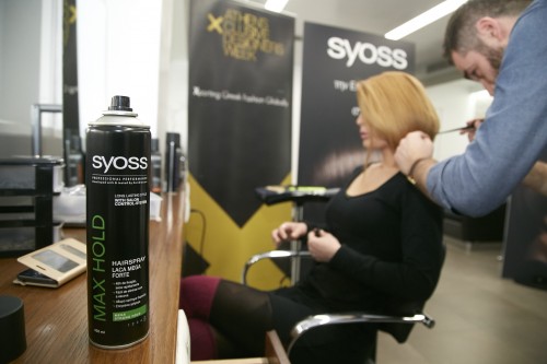 Πρόβα hair styling από το Syoss